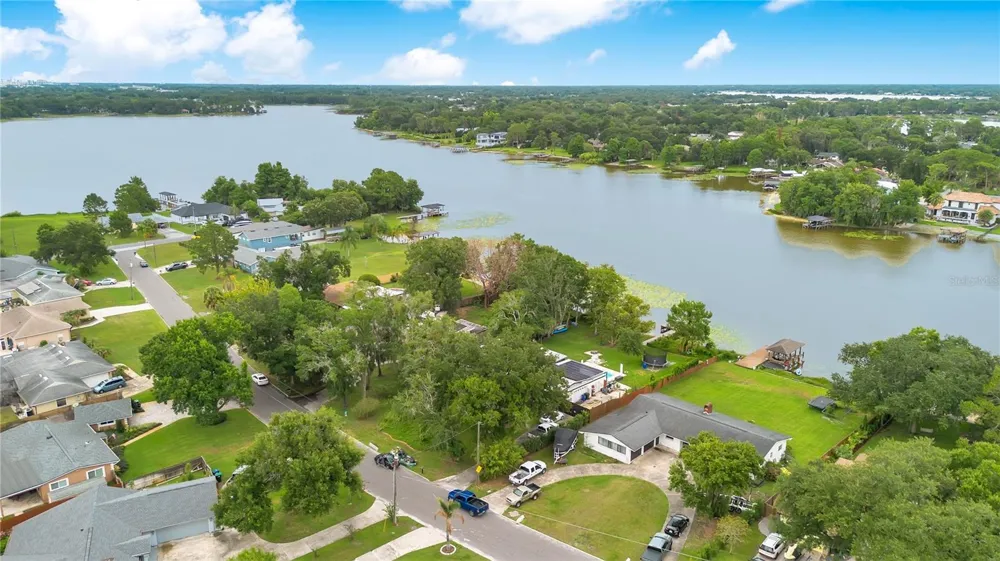 5725 PADGETT CIRCLE Orlando, FL 32839