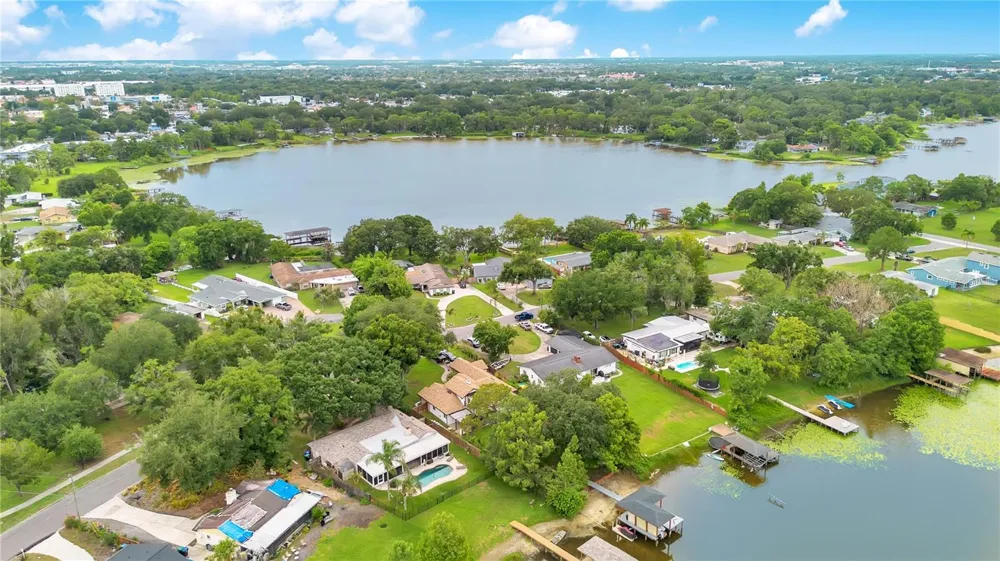 5725 PADGETT CIRCLE Orlando, FL 32839