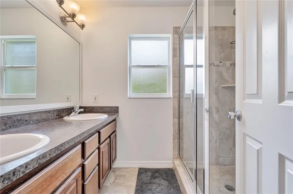5725 PADGETT CIRCLE Orlando, FL 32839