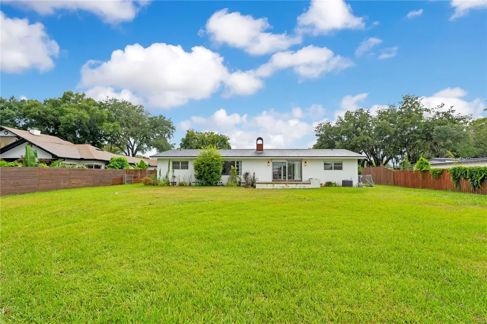 5725 PADGETT CIRCLE Orlando, FL 32839