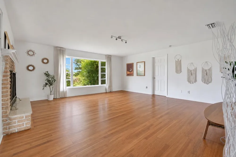 5725 PADGETT CIRCLE Orlando, FL 32839