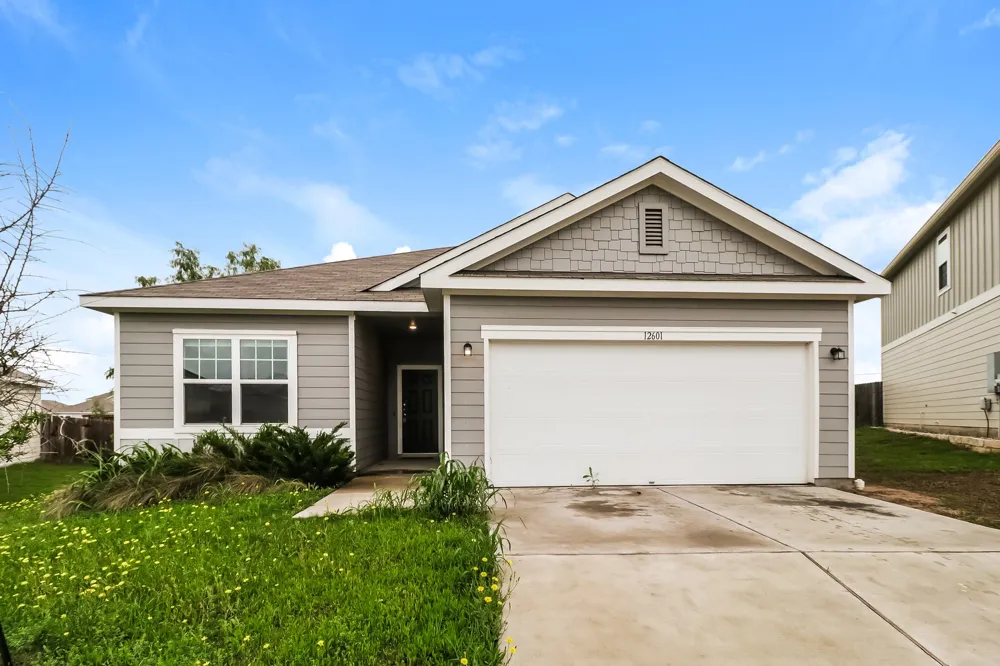 12601 Samuel Adams Manor, TX 78653