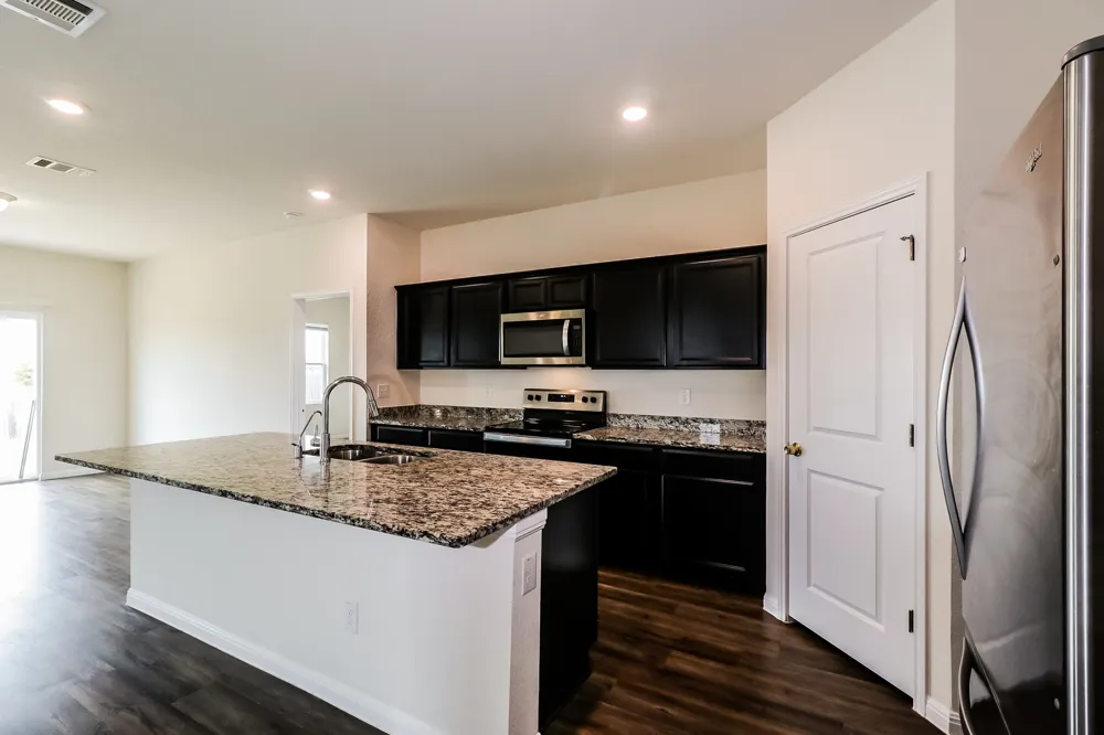 12601 Samuel Adams Manor, TX 78653