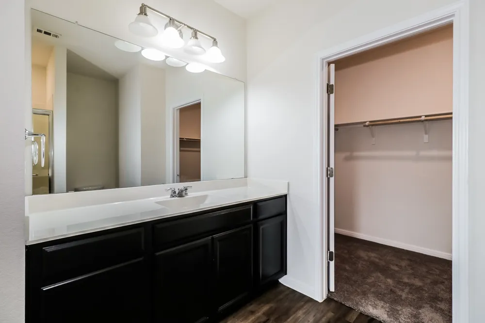 12601 Samuel Adams Manor, TX 78653