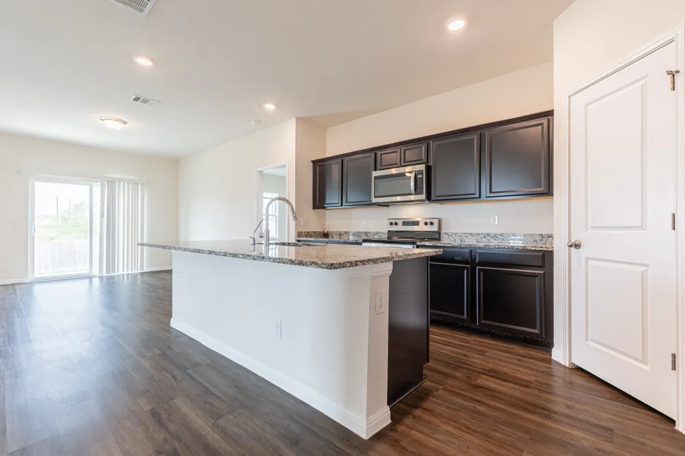 12601 Samuel Adams Manor, TX 78653