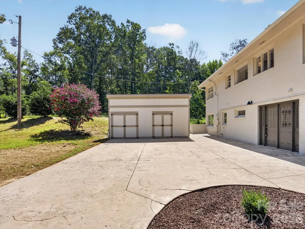 2532 Sam Newell Road Matthews, NC 28105