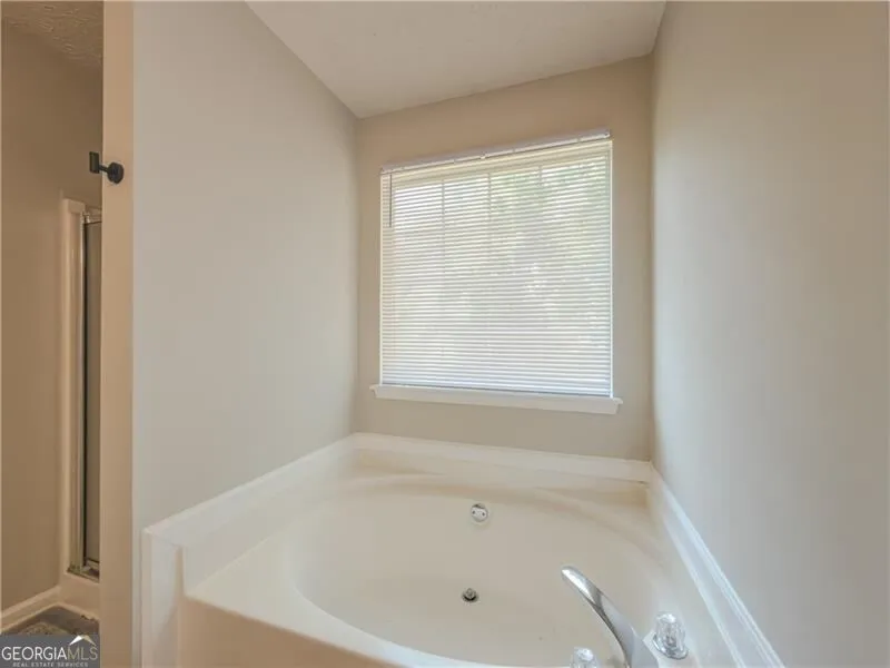 2990 Hampton Valley DR Loganville, GA 30052