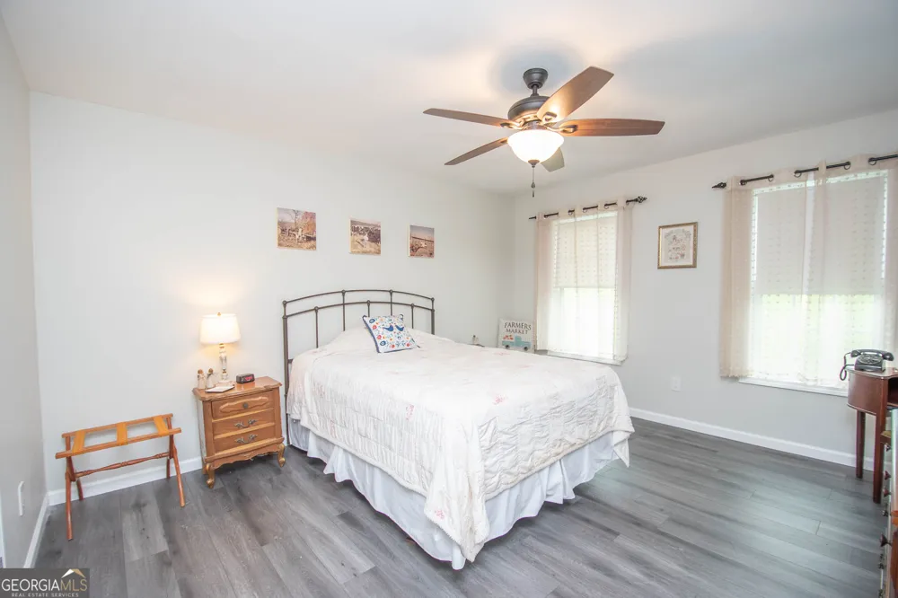 971 Bo Bo Banks RD Grantville, GA 30220