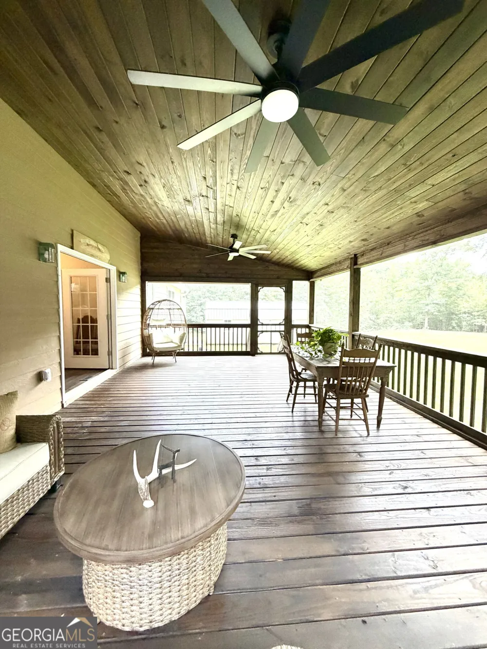 971 Bo Bo Banks RD Grantville, GA 30220