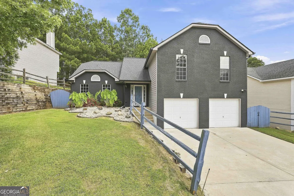 2455 Tolliver DR Ellenwood, GA 30294