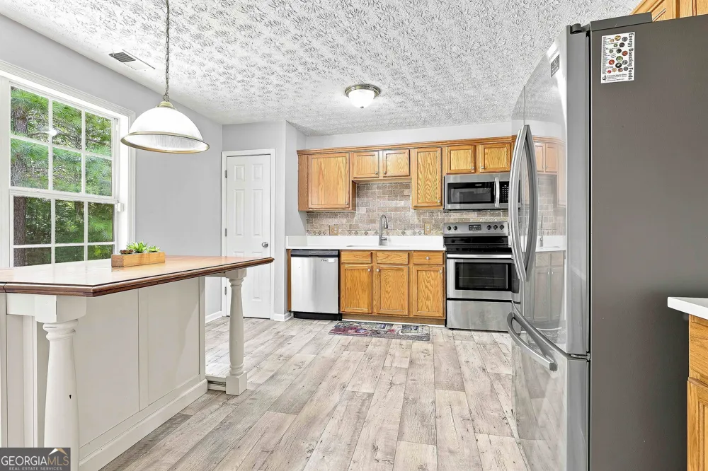 2455 Tolliver DR Ellenwood, GA 30294