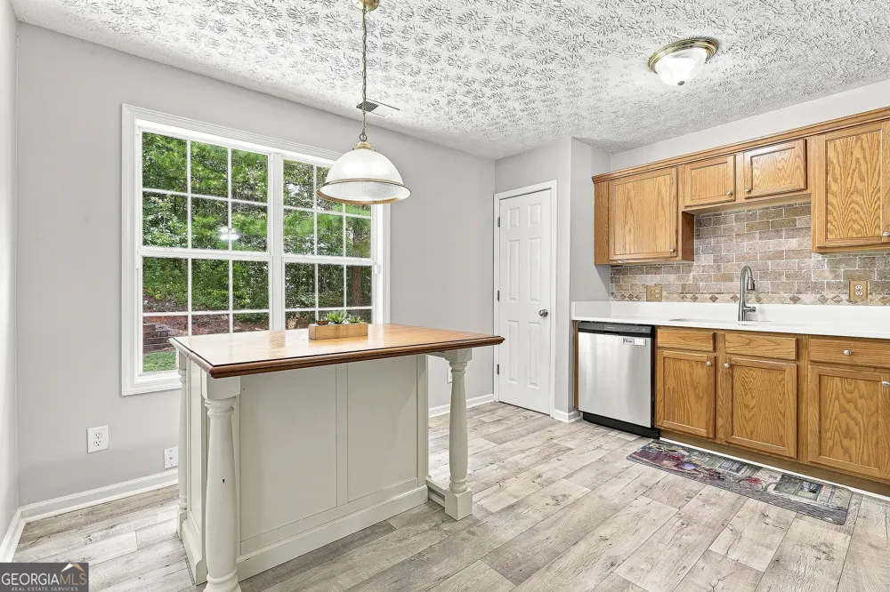 2455 Tolliver DR Ellenwood, GA 30294