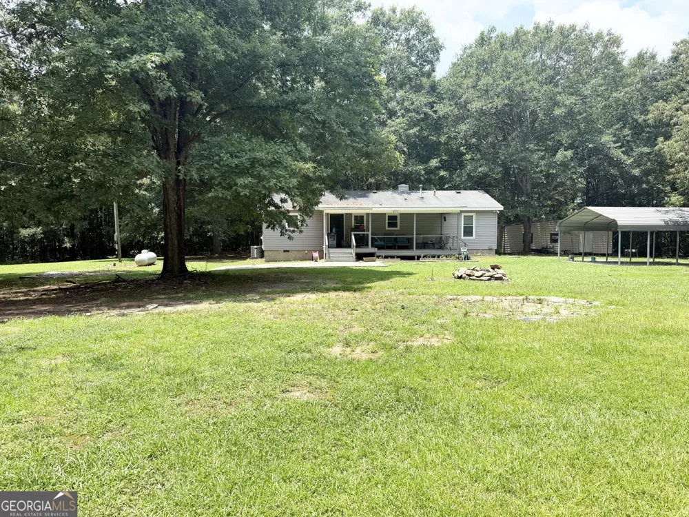 62 Melvin Harris RD Manchester, GA 31816