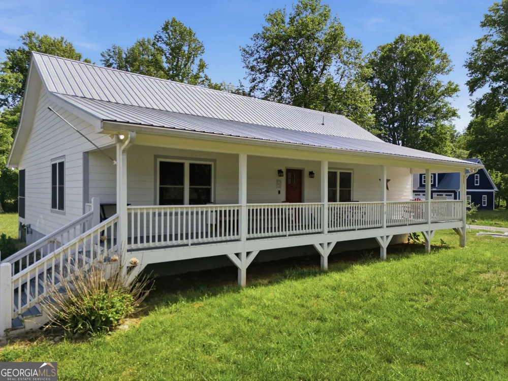 87 Laughing Waters Lane Hayesville, NC 28904