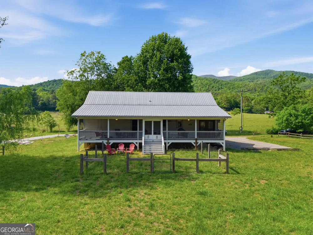 87 Laughing Waters Lane Hayesville, NC 28904