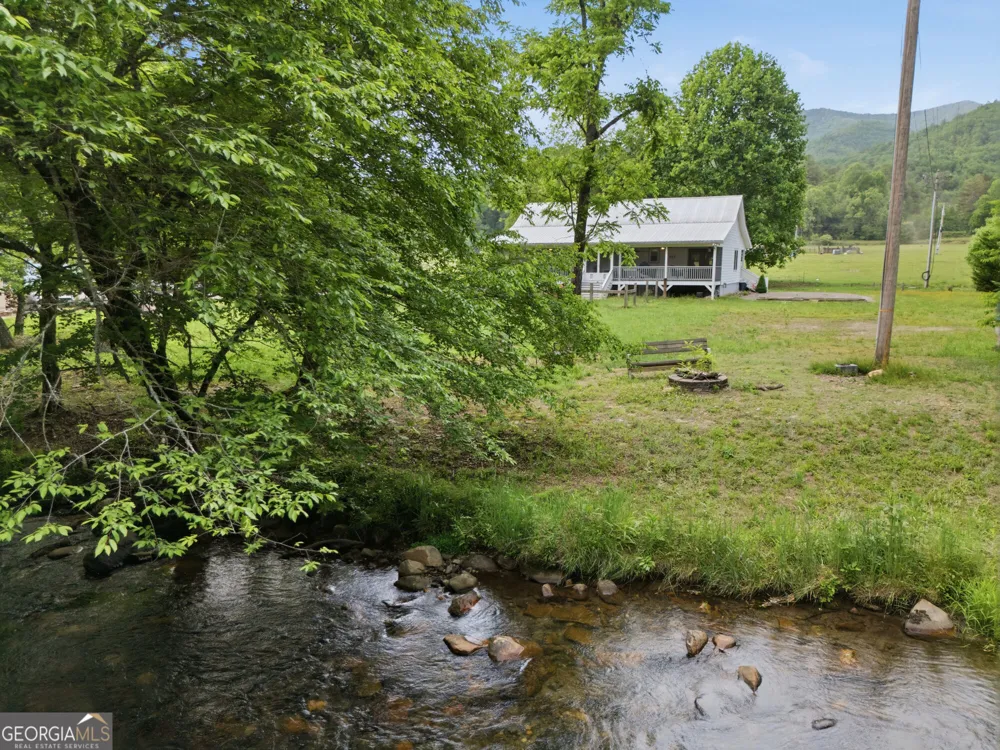 87 Laughing Waters Lane Hayesville, NC 28904