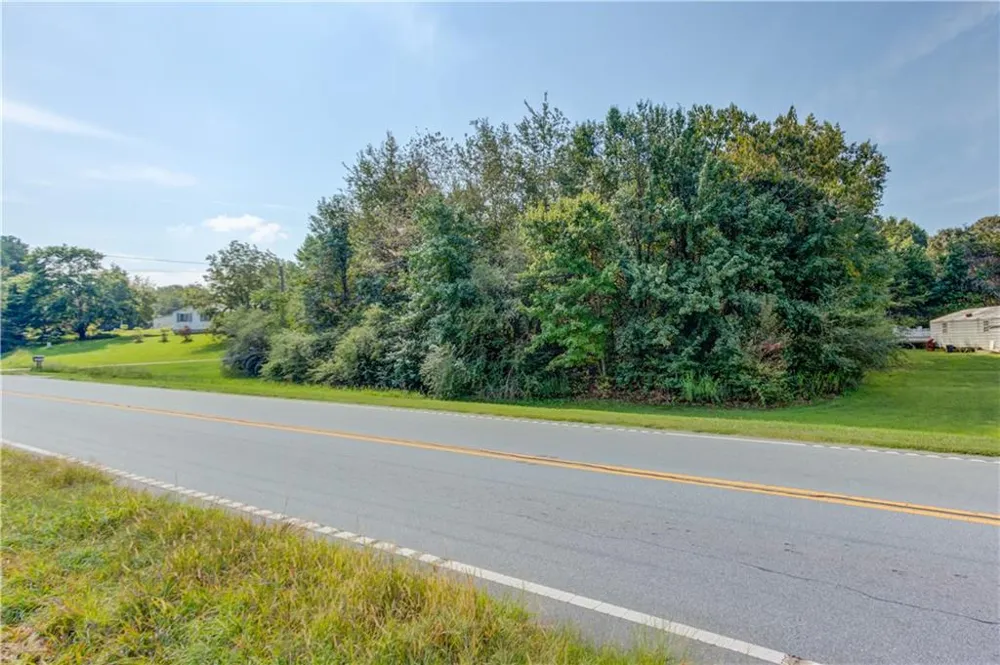 10154 Duncan Bridge Road Cleveland, GA 30528