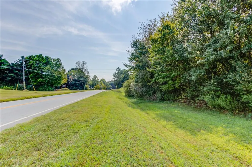 10154 Duncan Bridge Road Cleveland, GA 30528