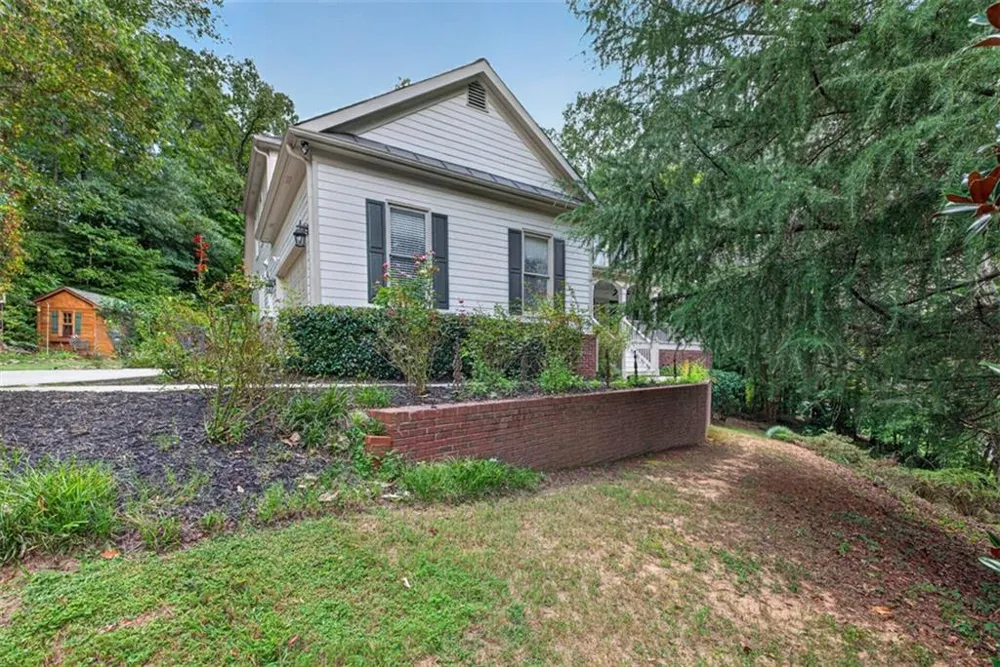 4250 Horder Court Snellville, GA 30039