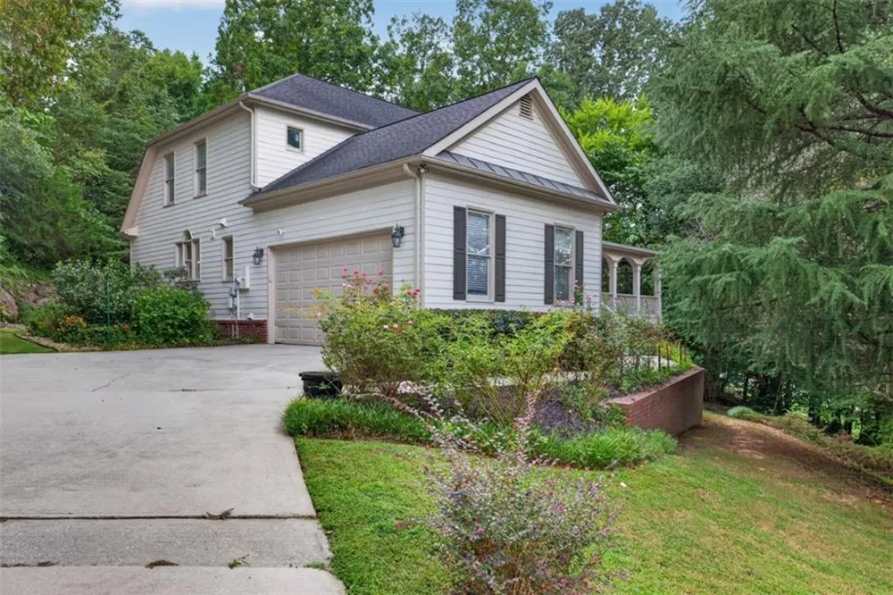 4250 Horder Court Snellville, GA 30039