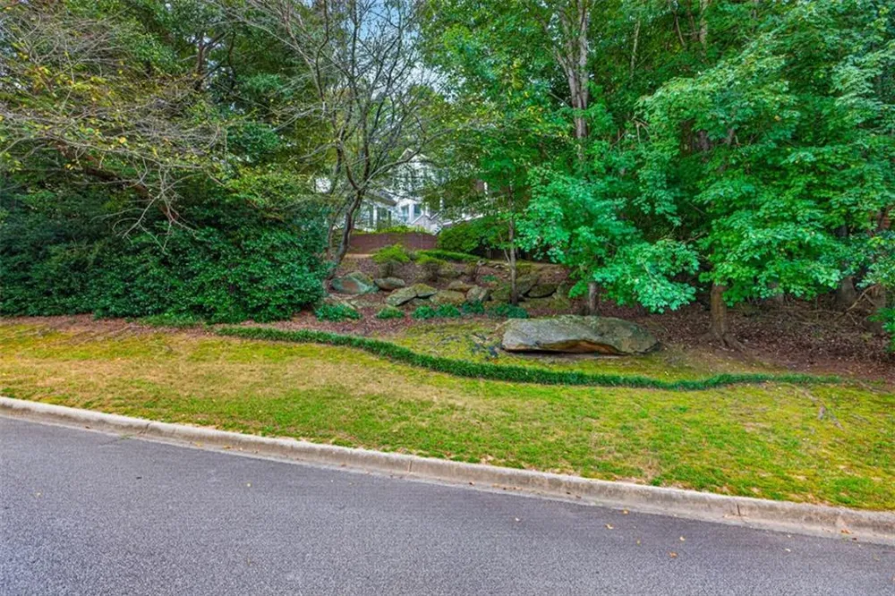4250 Horder Court Snellville, GA 30039