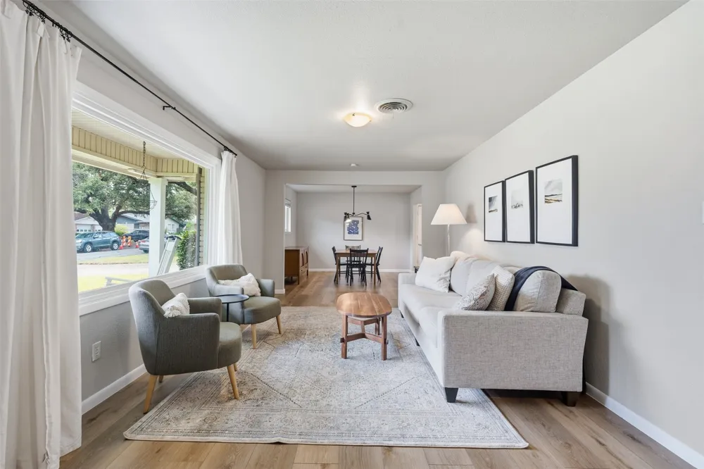 6908 Wycliff Street Fort Worth, TX 76116