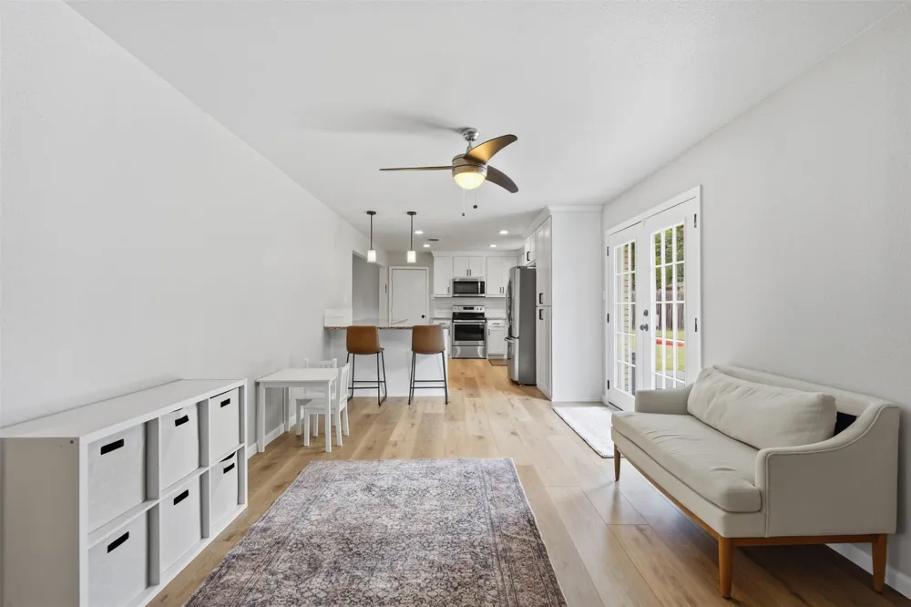 6908 Wycliff Street Fort Worth, TX 76116