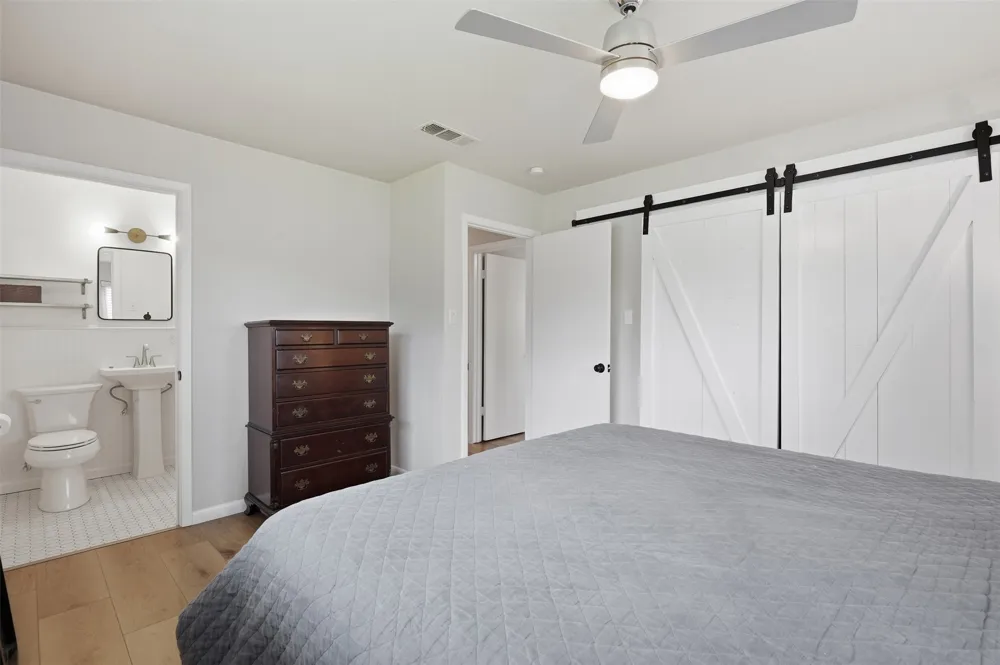 6908 Wycliff Street Fort Worth, TX 76116