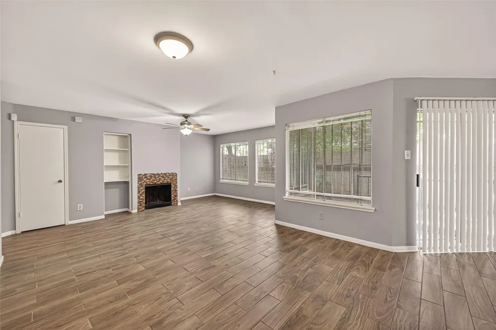 12400 Overbrook Ln #41b Houston, TX 77077
