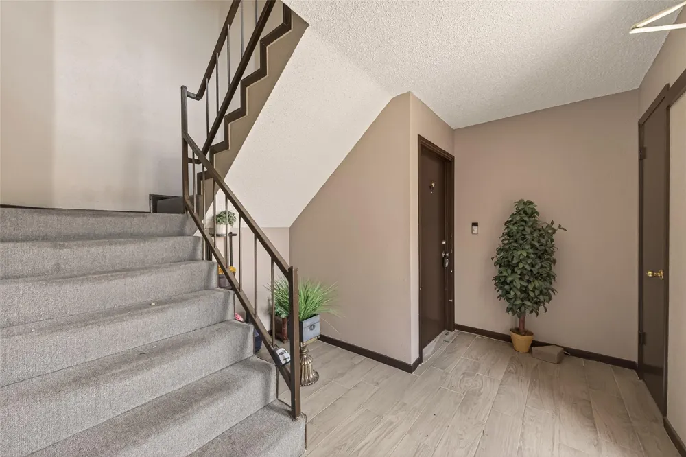 12400 Overbrook Ln #41b Houston, TX 77077