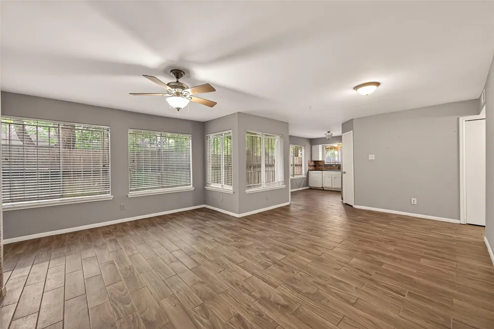 12400 Overbrook Ln #41b Houston, TX 77077