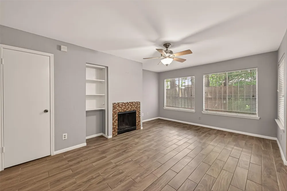 12400 Overbrook Ln #41b Houston, TX 77077