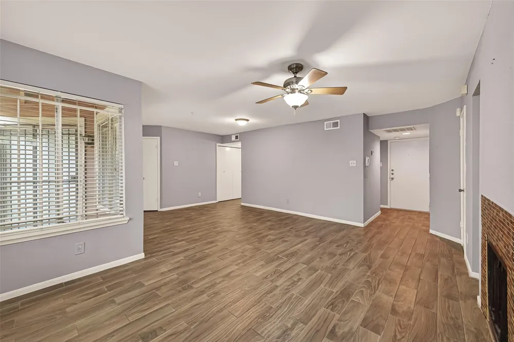 12400 Overbrook Ln #41b Houston, TX 77077