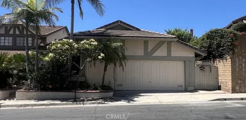 2115 Baywood