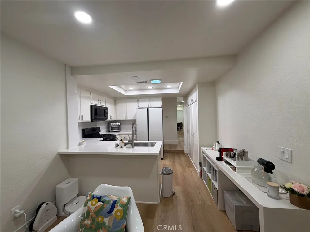 2115 Baywood Fullerton, CA 92833