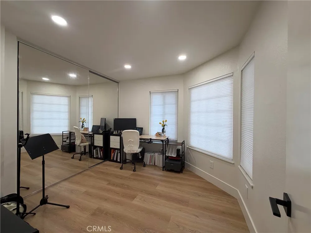 2115 Baywood Fullerton, CA 92833