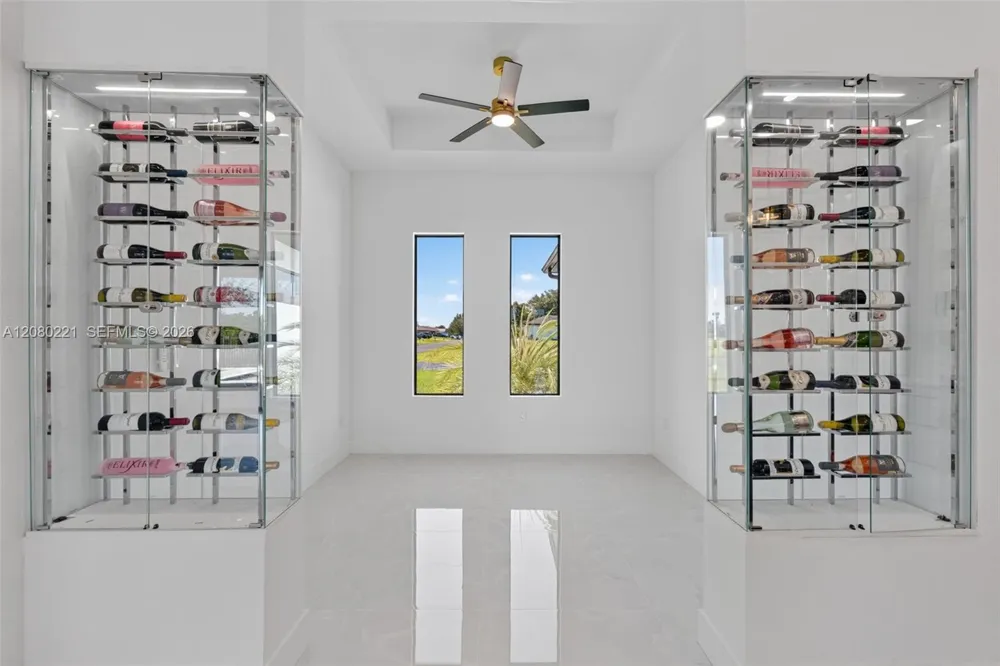 1327 23rd ST Cape Coral, FL 33909