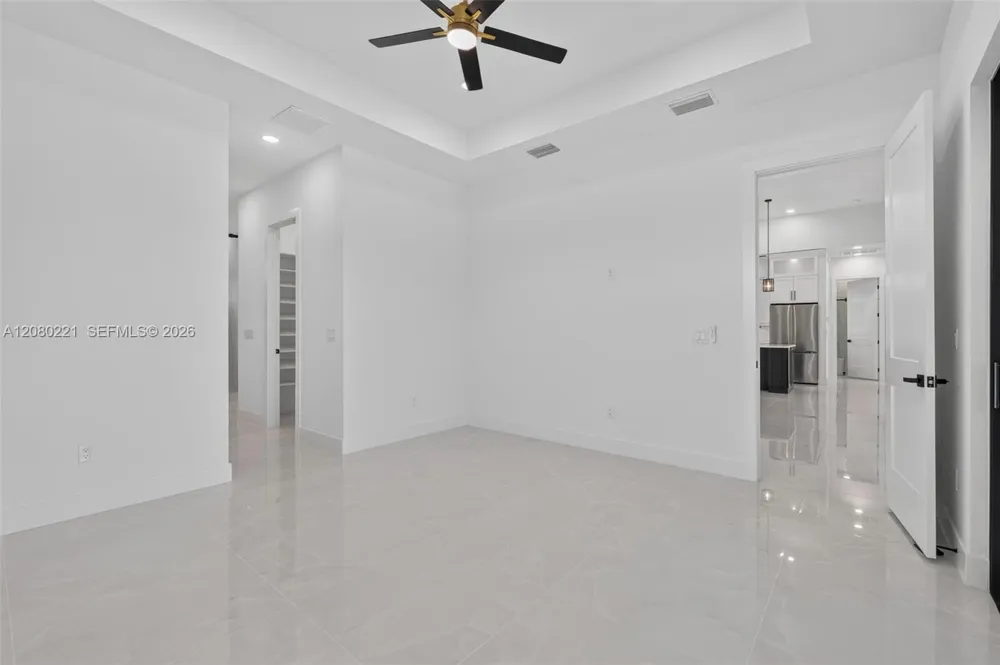 1327 23rd ST Cape Coral, FL 33909