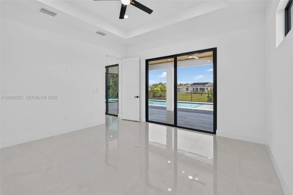 1327 23rd ST Cape Coral, FL 33909