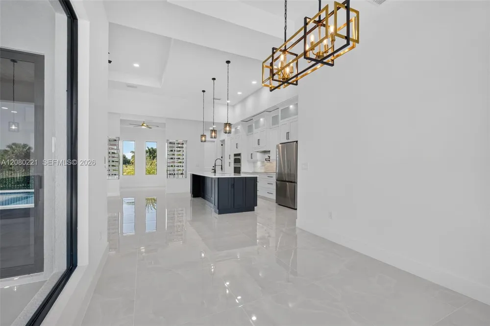 1327 23rd ST Cape Coral, FL 33909