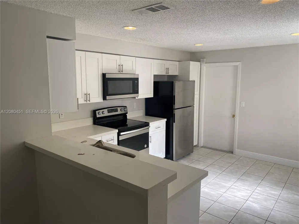 1575 Veracruz Ln Weston, FL 33327