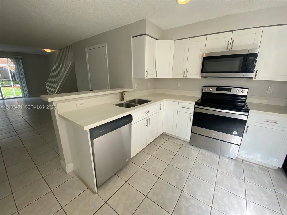 1575 Veracruz Ln Weston, FL 33327