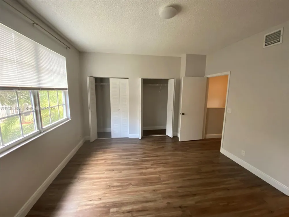 1575 Veracruz Ln Weston, FL 33327