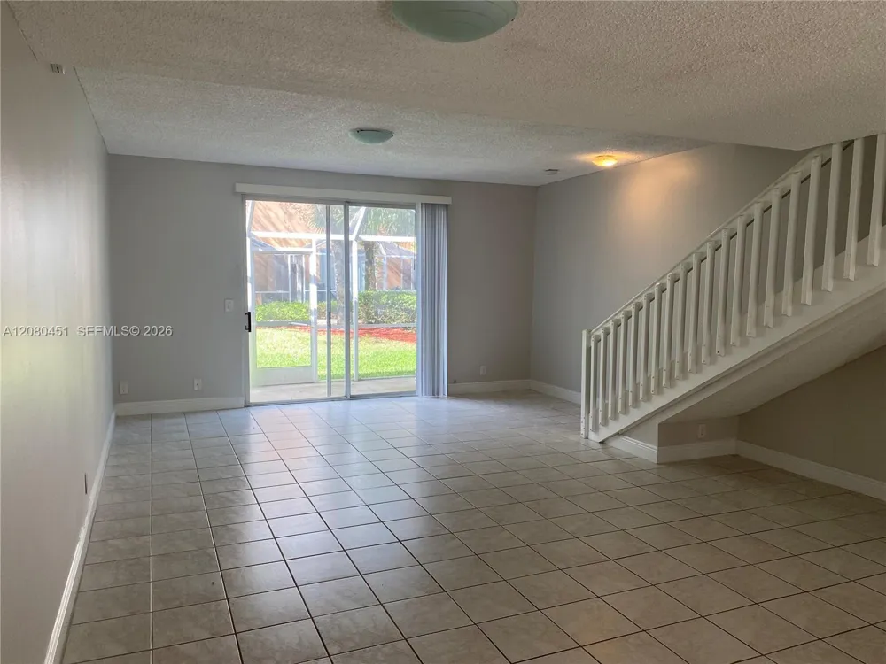 1575 Veracruz Ln Weston, FL 33327