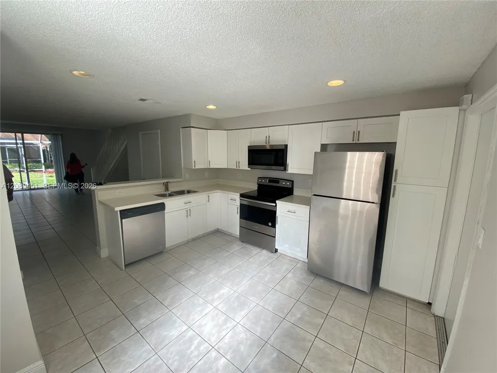 1575 Veracruz Ln Weston, FL 33327
