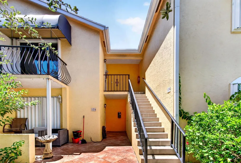 179 Waterside Drive #179 Hypoluxo, FL 33462