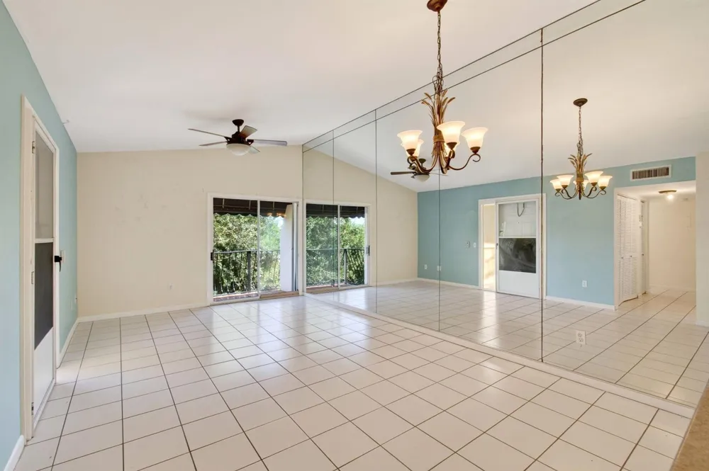 179 Waterside Drive #179 Hypoluxo, FL 33462