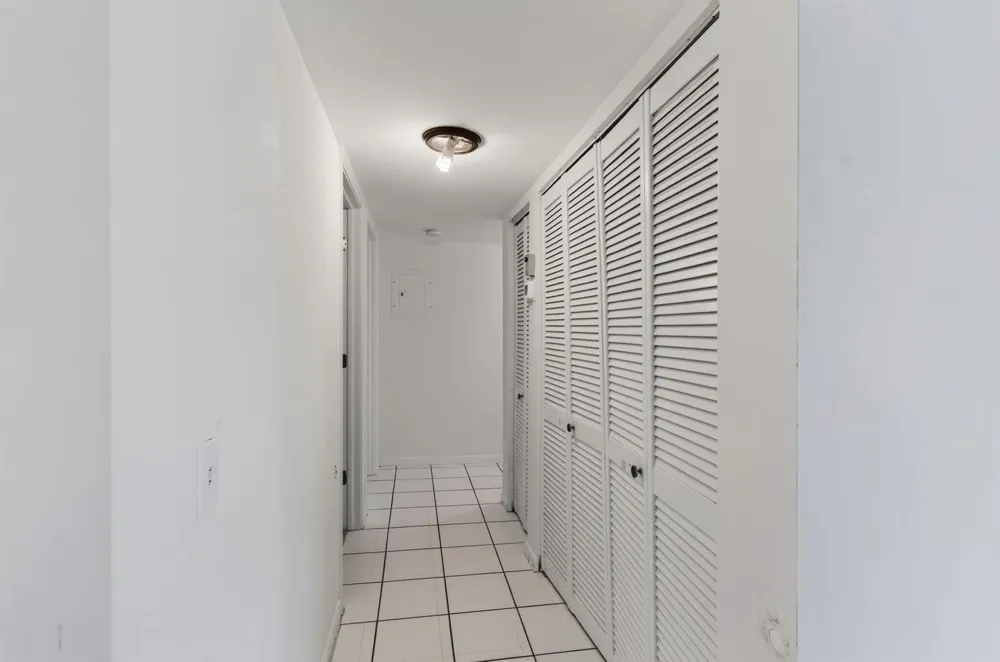 179 Waterside Drive #179 Hypoluxo, FL 33462