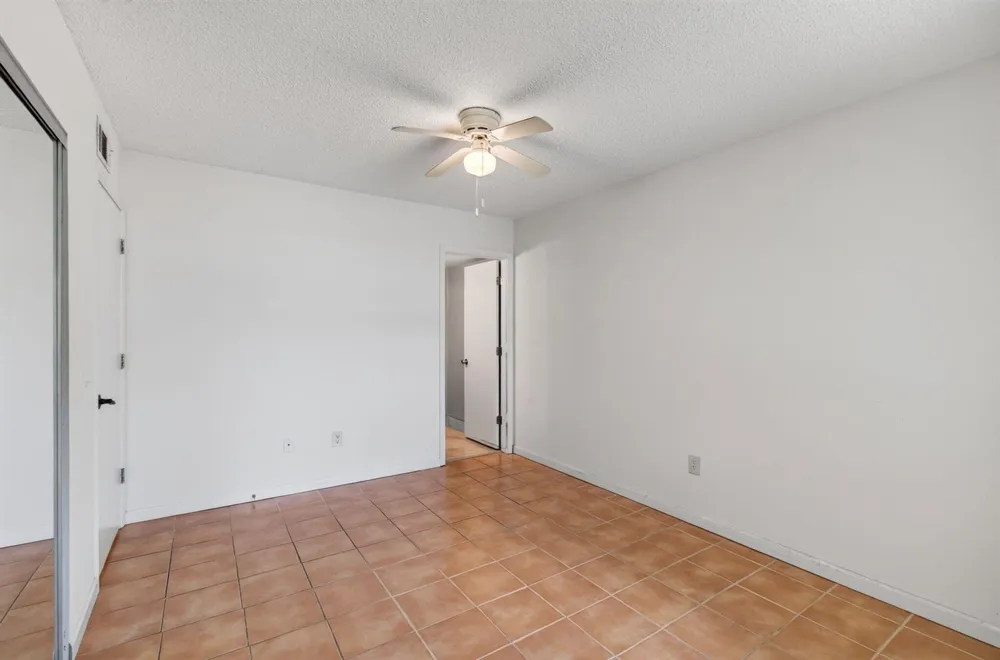 179 Waterside Drive #179 Hypoluxo, FL 33462