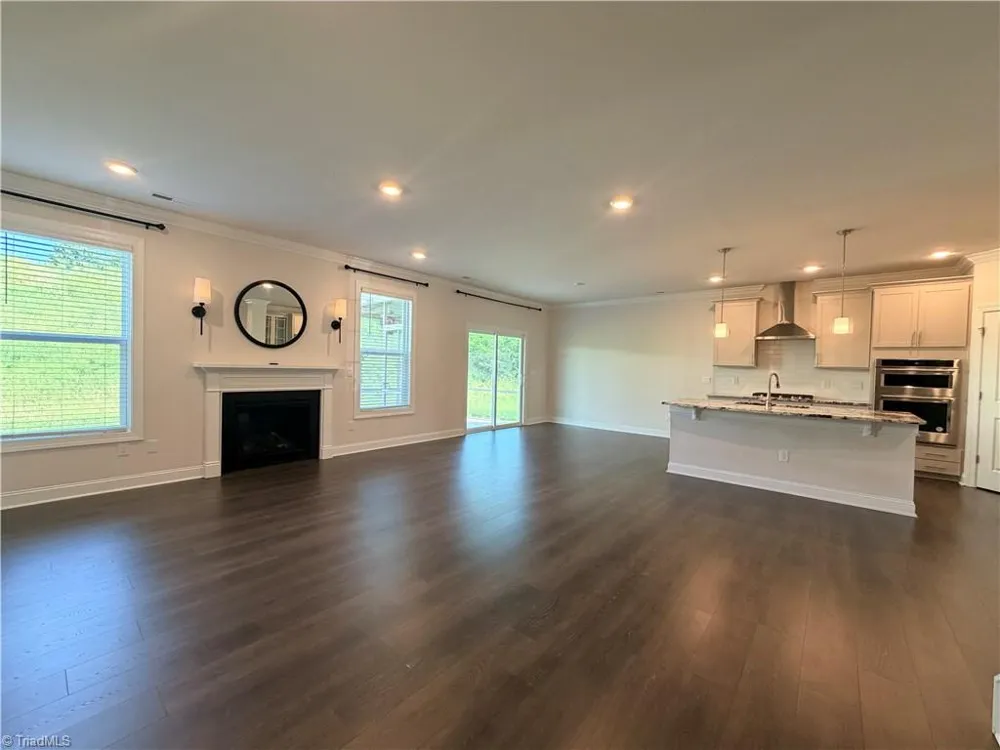 4293 Pelican Street High Point, NC 27265